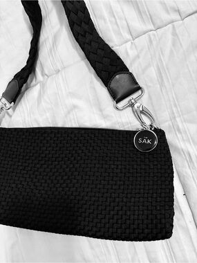 The SAK Black Weaved clutch purse 11” SAK tag zipper